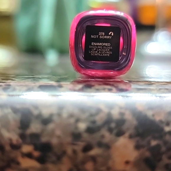 New Marc Jacobs - Picture 2 of 2
